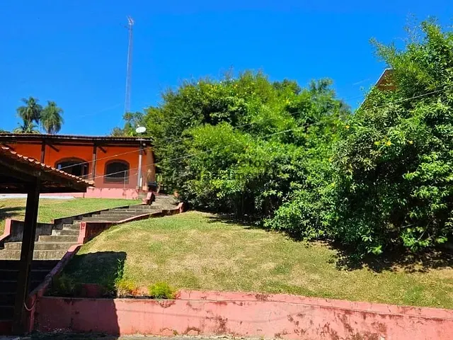 Sítio com 2315m² 8 quartos e 4 banheiros, à venda, no bairro Condomínio Lagoinha em Jacareí