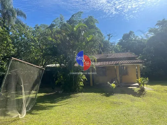 Sítio com 10000m² 2 quartos e 1 banheiro, à venda, no bairro Nova Marília em Guapimirim