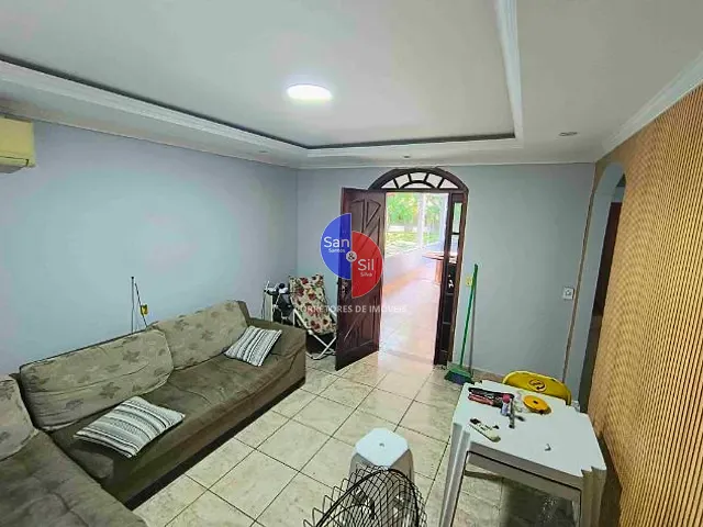 Sítio com 10000m² 3 quartos e 1 banheiro, à venda, no bairro São Francisco do Cruará (Praia de Mauá) em Magé