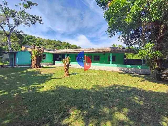 Sítio com 5000m² 1 quarto e 1 banheiro, à venda, no bairro São Francisco do Cruará (Praia de Mauá) em Magé
