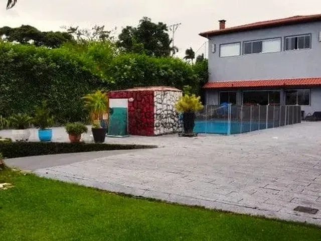 Sítio com 3190m² 5 quartos e 2 banheiros, à venda, no bairro Chácaras Condomínio Recanto Pássaros II em Jacareí