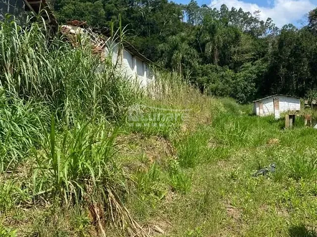 Sítio com 45707m², à venda, no bairro Centro em Biritiba Mirim