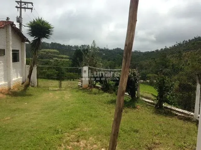 Sítio com 45707m², à venda, no bairro Centro em Biritiba Mirim
