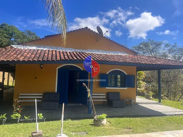 Sítio com 383575m² 3 quartos e 4 banheiros, à venda, no bairro Parada Modelo em Guapimirim