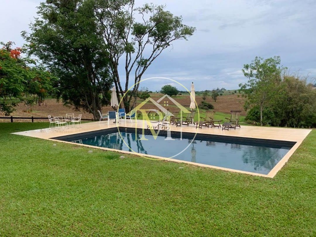 Fazenda à venda com 7 quartos, 10m² - Foto 17