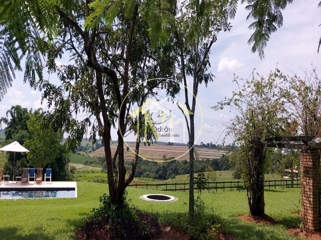 Fazenda à venda com 7 quartos, 10m² - Foto 1