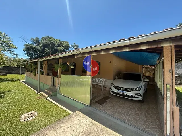 Sítio com 2850m² 4 quartos e 2 banheiros, à venda, no bairro Limoeiro em Guapimirim