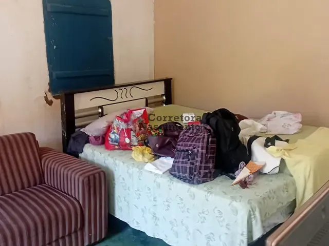 Sítio 2 quartos e 2 banheiros, à venda, no bairro Lagoinha em Lagoinha