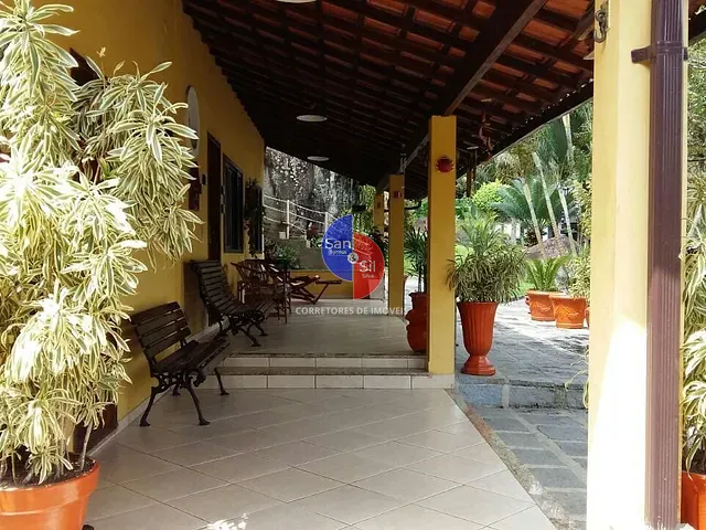 Sítio com 3250m² 5 quartos e 4 banheiros, à venda, no bairro Espinhaço em Guapimirim