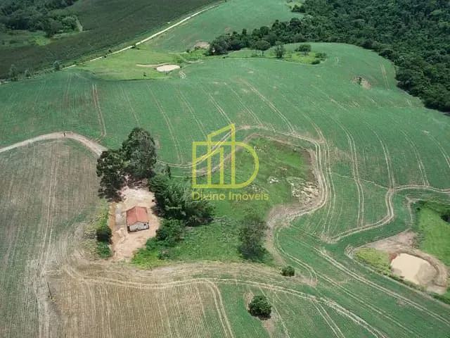 Sítio com 290000m² 2 quartos e 1 banheiro, à venda, no bairro Centro em Pilar do Sul
