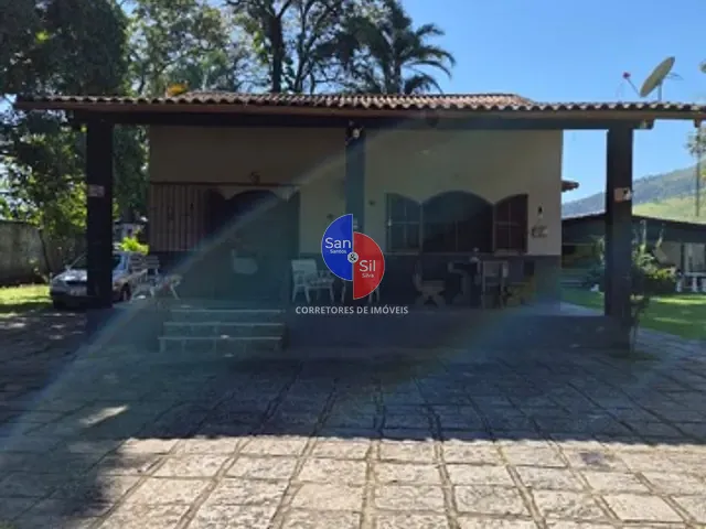Sítio com 1800m² 5 quartos e 4 banheiros, à venda, no bairro Bananal em Guapimirim