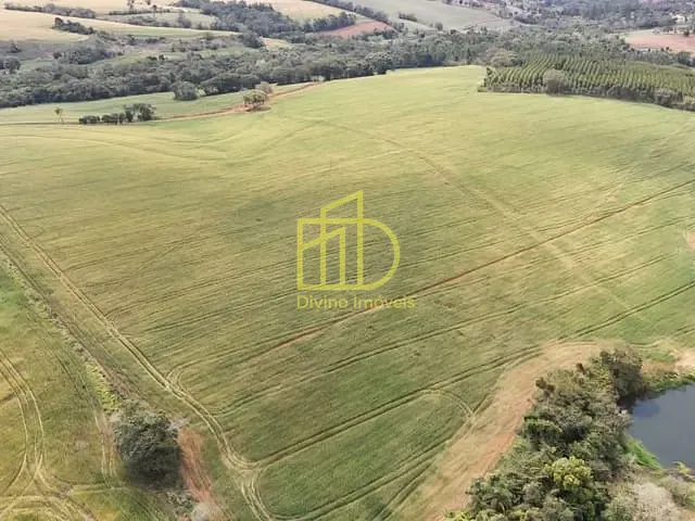 Sítio com 357676m², à venda, no bairro Área Rural em Itapetininga