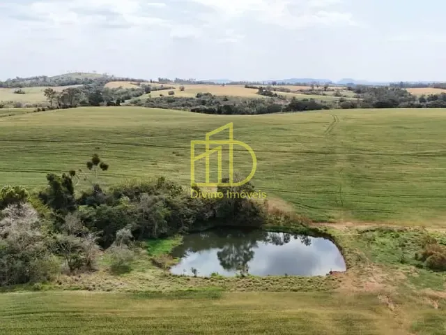 Sítio com 357676m², à venda, no bairro Área Rural em Itapetininga