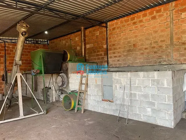 Sítio com 40000m² 1 quarto e 1 banheiro, à venda, no bairro Vila Rica em Guaxupé