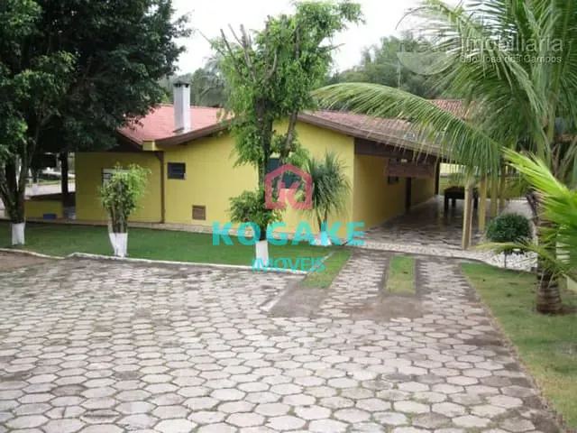 Sítio com 32894m², à venda, no bairro Guamirim em Caçapava