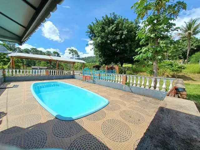 Sítio com 37905m² 4 quartos e 4 banheiros, à venda, no bairro - em Caconde