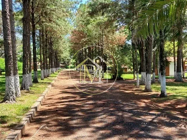 Sítio com 22000m² 3 quartos e 3 banheiros, à venda, no bairro Terras de Santa Rosa em Salto