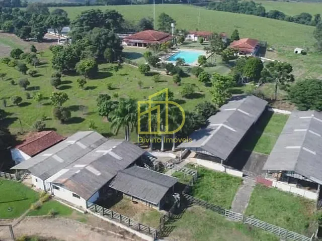 Sítio com 556600m², à venda, no bairro Jardim Vergueiro em Sorocaba