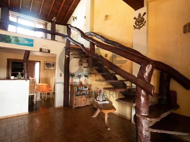 Sítio com 1163m² 3 quartos e 6 banheiros, à venda, no bairro São Pedro em Jaguariúna