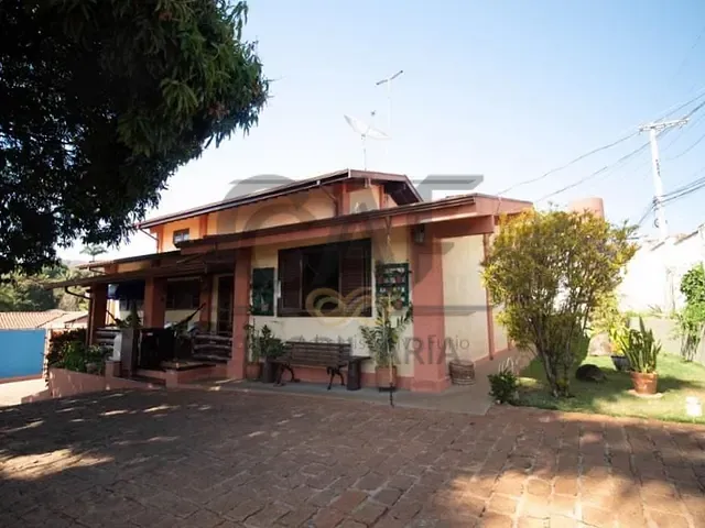 Sítio com 1163m² 3 quartos e 6 banheiros, à venda, no bairro São Pedro em Jaguariúna
