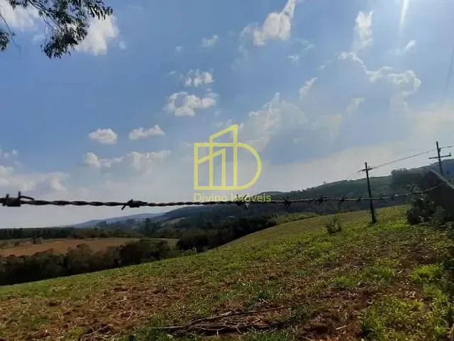 Sítio com 135520m², à venda, no bairro Douradinho em Piedade
