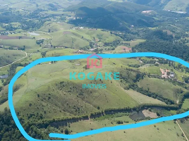 Sítio com 330000m², à venda, no bairro Santa Clara em Jambeiro