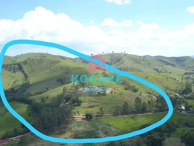 Sítio com 330000m², à venda, no bairro Santa Clara em Jambeiro