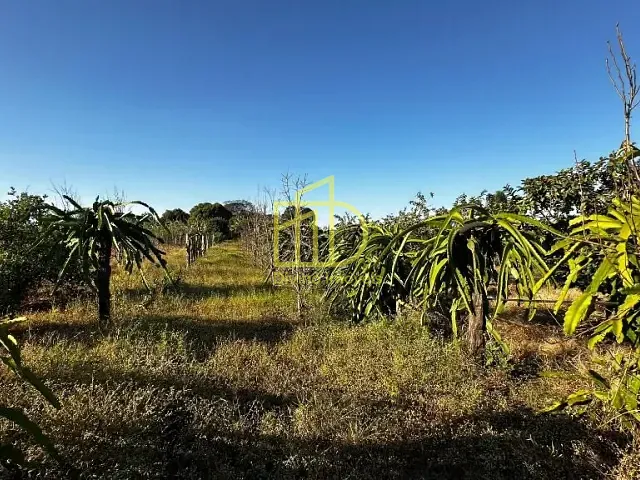 Sítio com 45560m², à venda, no bairro Caguassu em Sorocaba