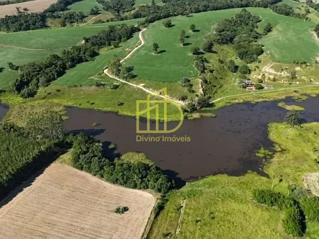Sítio com 222600m², à venda, no bairro Área Rural de Itapetininga em Itapetininga