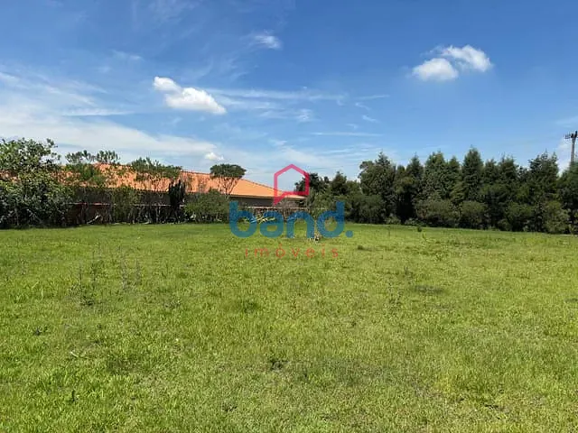 Sítio com 300m² 4 quartos e 2 banheiros, à venda, no bairro Bairro Cruz das Almas em Porto Feliz