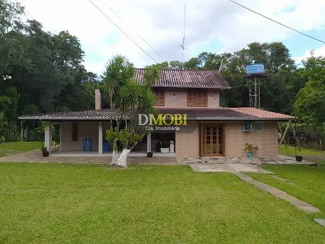 Sítio com 4684m² 6 quartos e 4 banheiros, à venda, no bairro Cadiz em Gravataí