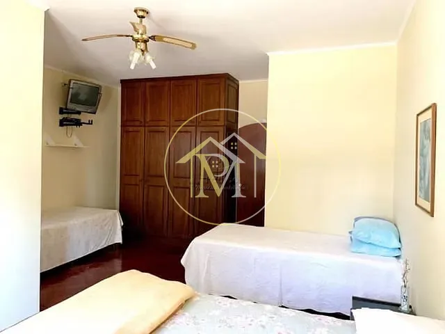 Sítio com 556600m² 5 quartos e 6 banheiros, à venda, no bairro Várzea de Cima em Sarapuí