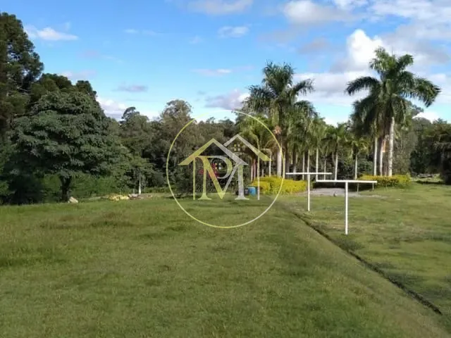 Sítio com 22000m², à venda, no bairro Jd Escócia em Araçoiaba da Serra