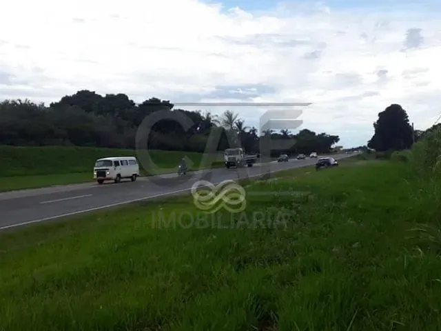 Sítio com 25890m², à venda, no bairro Área Rural de Artur Nogueira em Artur Nogueira