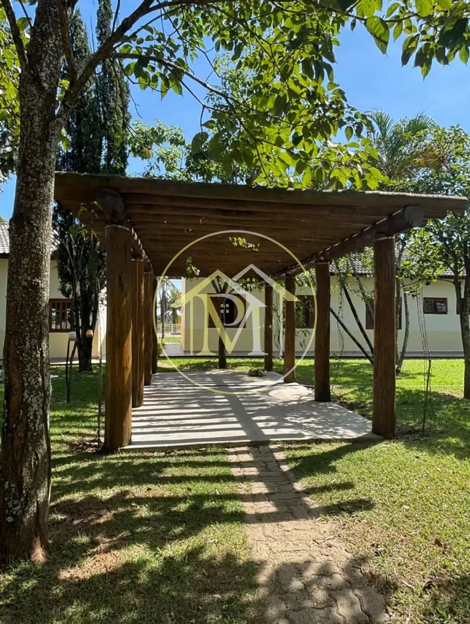 Chácara à venda com 5 quartos, 800m² - Foto 13