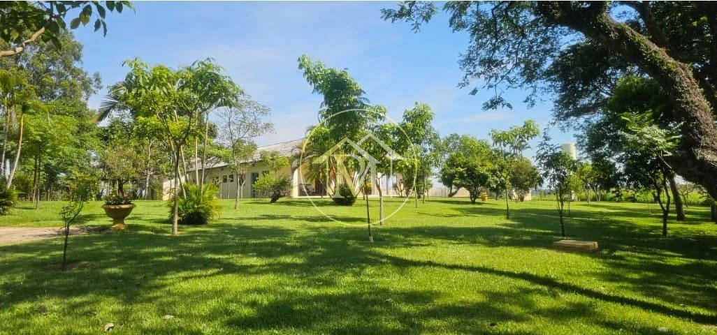 Chácara à venda com 5 quartos, 800m² - Foto 3