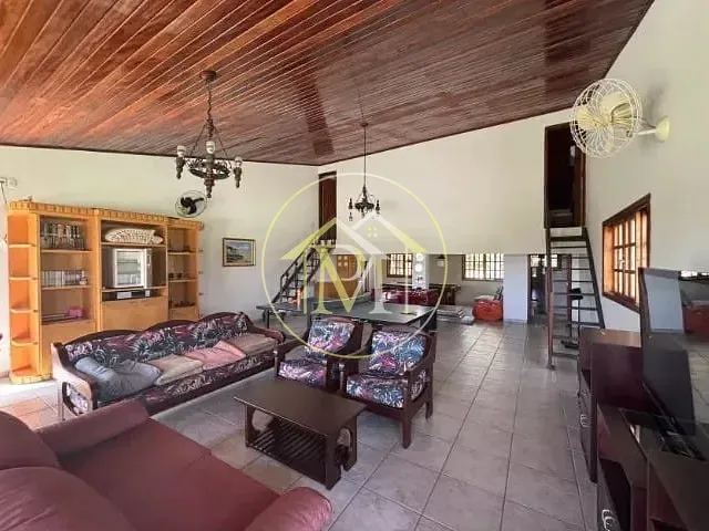 Sítio com 24000m² 5 quartos e 5 banheiros, à venda, no bairro Antônio carmalho Pereira de mourais em Porto Feliz
