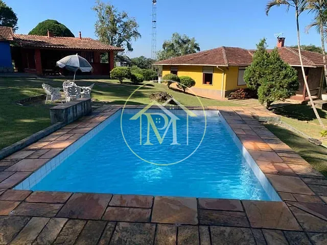 Sítio com 26000m² 4 quartos e 4 banheiros, à venda, no bairro bairro do Cupim em Ibiúna