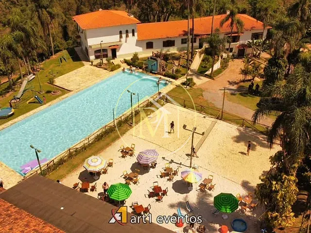 Sítio com 242000m² 6 quartos e 5 banheiros, à venda, no bairro Jardim Guaçu em São Roque