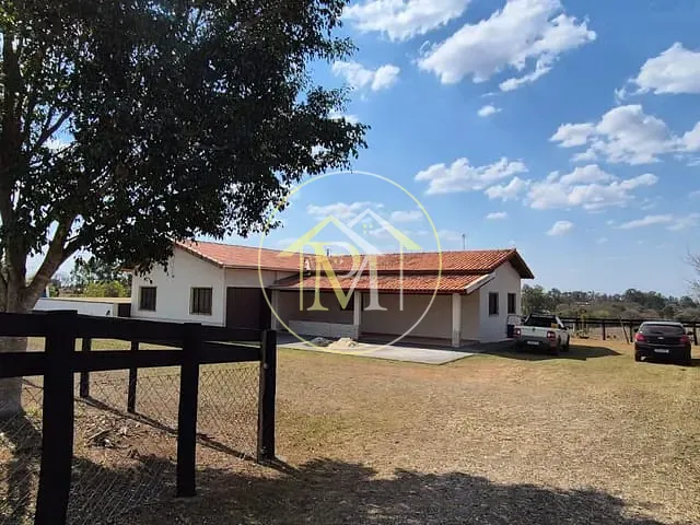 Sítio com 60000m² 4 quartos e 3 banheiros, à venda, no bairro Centro em Porangaba