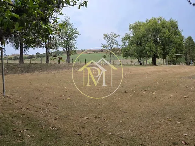 Sítio com 220000m² 3 quartos e 2 banheiros, à venda, no bairro Centro em Itapetininga