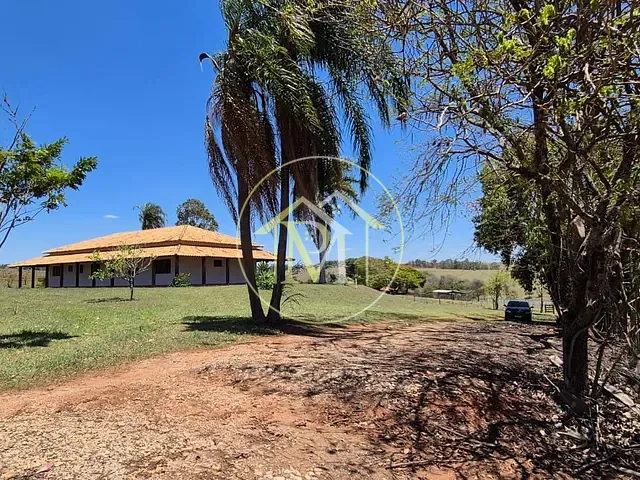 Sítio com 290400m² 4 quartos e 3 banheiros, à venda, no bairro Centro em Cesário Lange