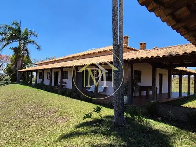 Sítio com 290400m² 4 quartos e 3 banheiros, à venda, no bairro Centro em Cesário Lange