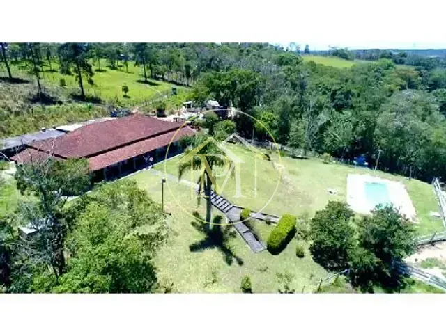 Sítio com 50000m² 6 quartos e 6 banheiros, à venda, no bairro Centro em Ibiúna