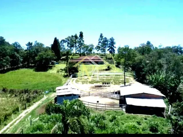 Sítio com 50000m² 6 quartos e 6 banheiros, à venda, no bairro Centro em Ibiúna