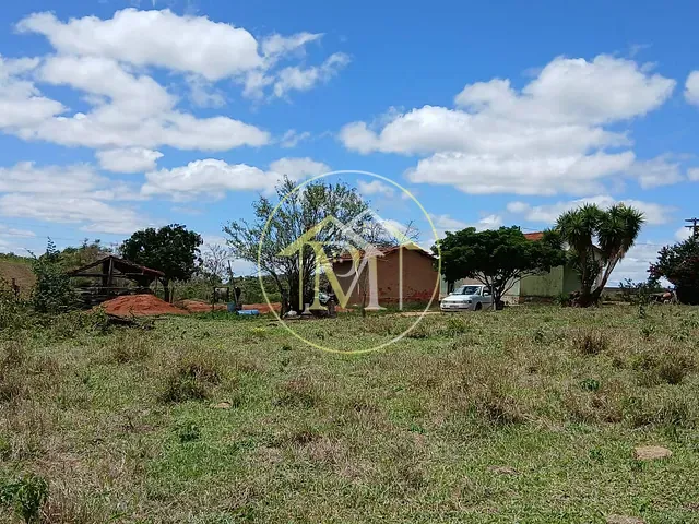 Sítio com 24200m² 2 quartos e 1 banheiro, à venda, no bairro Centro em Itapetininga