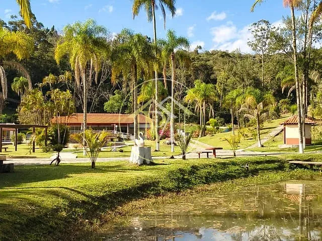Sítio com 140000m² 4 quartos e 3 banheiros, à venda, no bairro Gabriel Piza em São Roque