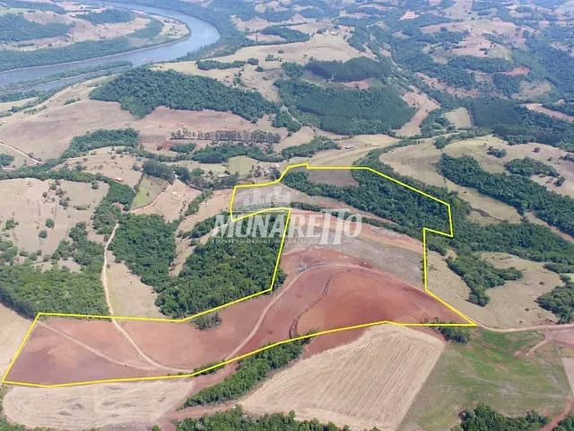 Sítio com 365290m², à venda, no bairro Interior em Piratuba