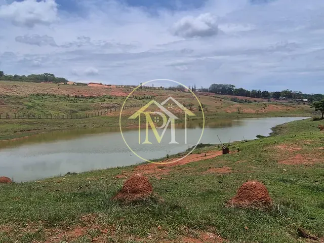 Sítio com 133100m² 2 quartos e 2 banheiros, à venda, no bairro Rural em Cesário Lange