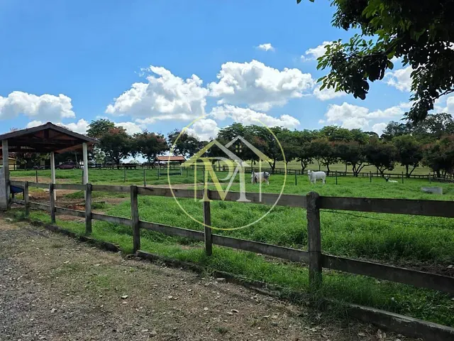 Sítio com 895400m² 3 quartos e 4 banheiros, à venda, no bairro Área Rural de Porto Feliz em Porto Feliz